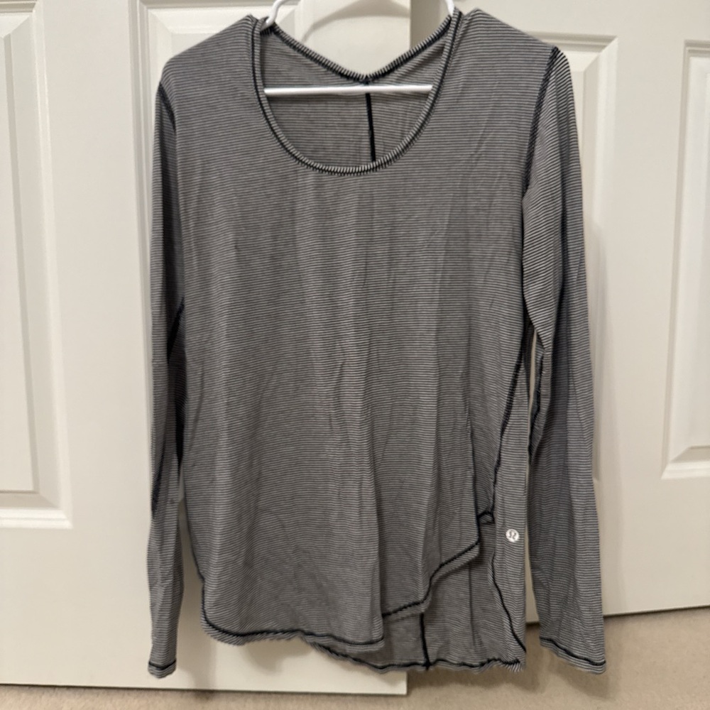 Thin lululemon long sleeve
